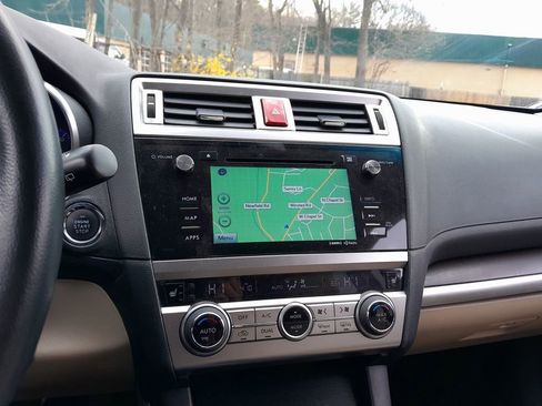 Used 2015 Subaru Outback 2.5i Limited image 24