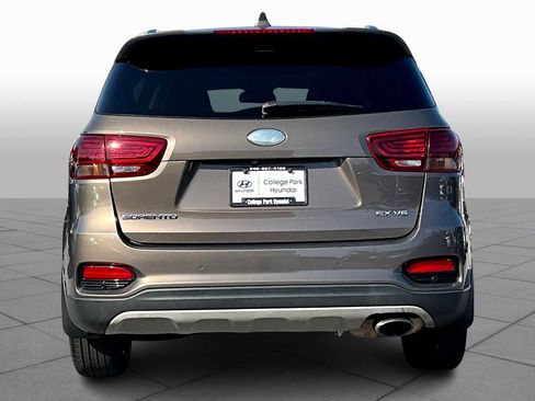 Used 2019 Kia Sorento EX image 4