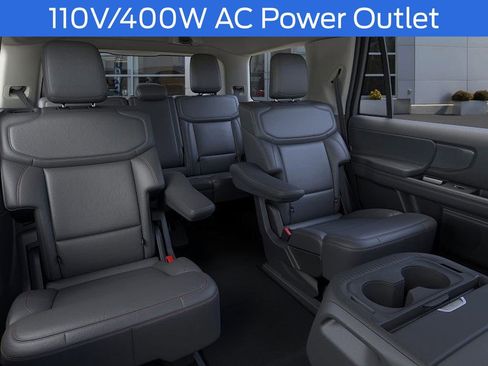 New 2025 Ford Expedition Active image 11