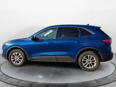 Used 2022 Ford Escape SE AWD/4WD image 2