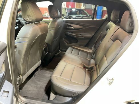 Used 2025 Buick Envista Sport Touring image 24