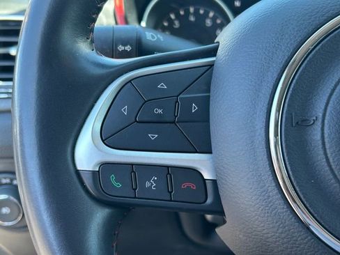 Used 2019 Jeep Compass Trailhawk AWD/4WD image 21