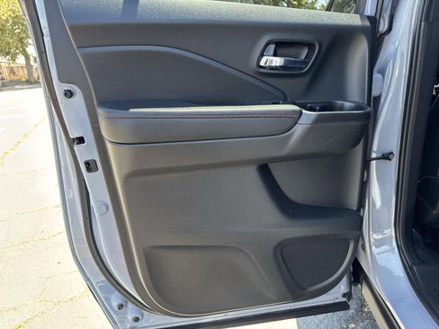 Used 2022 Honda Ridgeline Black Edition image 27