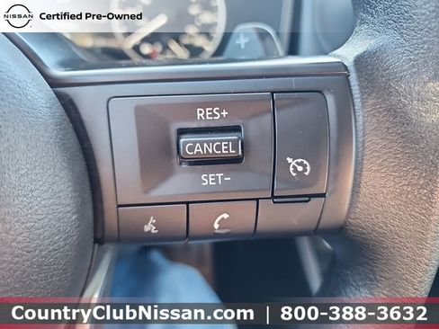 Certified 2023 Nissan Rogue S image 17