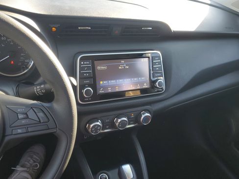 Used 2024 Nissan Kicks S image 25