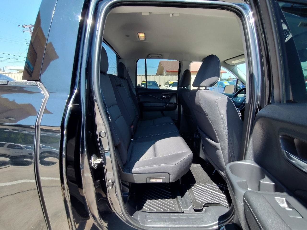 Used 2020 Honda Ridgeline Sport image 38