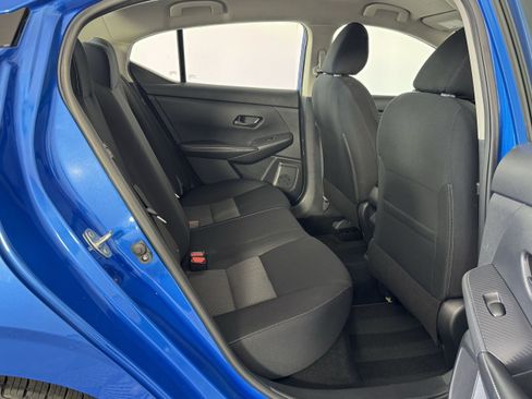 Used 2025 Nissan Sentra SV FWD image 18
