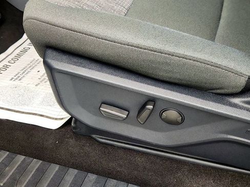 Used 2022 Ford F150 XLT w/ Equipment Group 302A High image 11