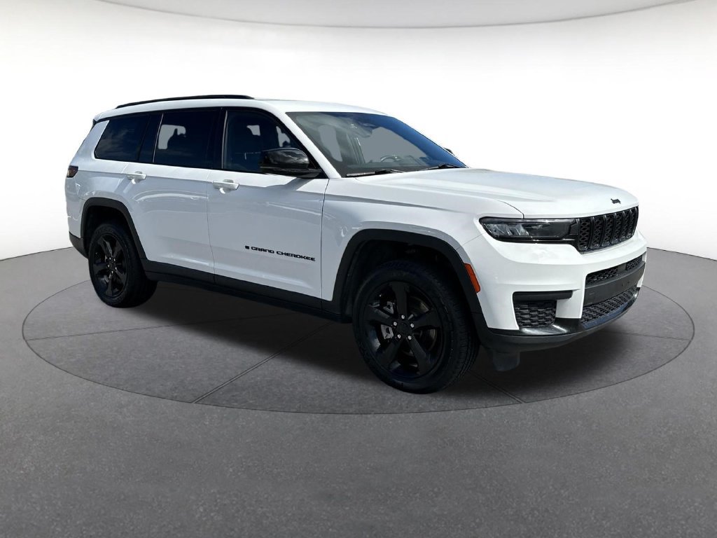 Used 2023 Jeep Grand Cherokee L Laredo AWD/4WD image 8
