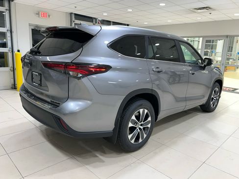 New 2026 Toyota Highlander XLE AWD/4WD image 5