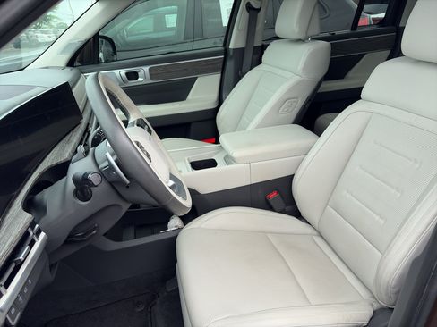 Used 2024 Hyundai Santa Fe Calligraphy AWD/4WD image 10