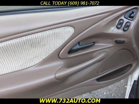 Used 1995 Mercury Cougar XR7 image 28
