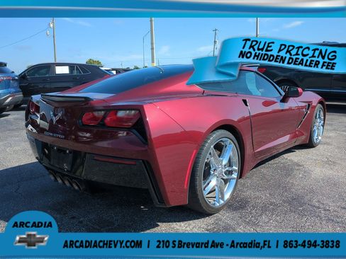 Used 2019 Chevrolet Corvette Stingray Coupe w/ 1LT RWD image 4