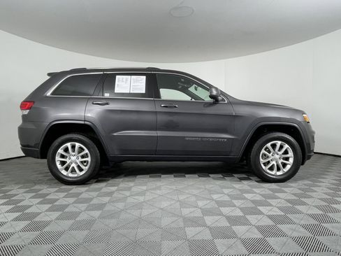 Used 2021 Jeep Grand Cherokee Laredo image 17