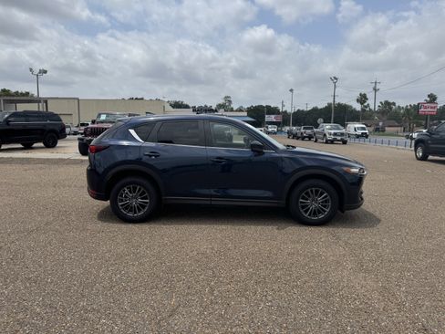 Used 2021 MAZDA CX-5 Touring FWD image 4