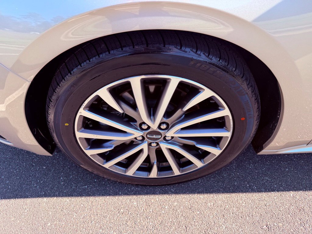 Used 2017 Lincoln Continental Select FWD image 14