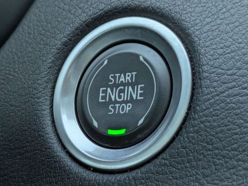 Certified 2023 Cadillac XT4 Premium Luxury w/ Technology Package image 31