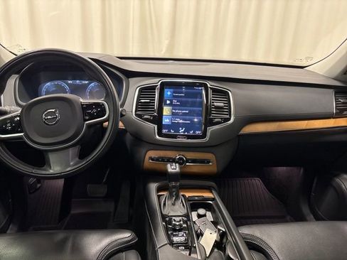 Used 2020 Volvo XC90 T6 Inscription w/ Protection Package Premier AWD/4WD image 11