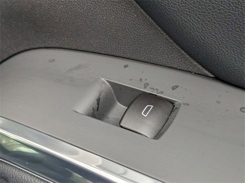 New 2026 Chevrolet Traverse LT w/ Sun and Wheel Package image 38