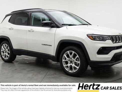 Used 2025 Jeep Compass Limited AWD/4WD image 1