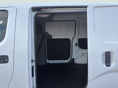 Used 2014 Nissan NV200 S w/ Back Door Glass Package FWD image 15