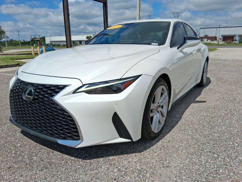 Used 2021 Lexus IS 300 w/ Comfort Package RWD image 7