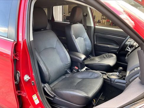 Used 2017 Mitsubishi Outlander Sport SEL AWD/4WD image 7