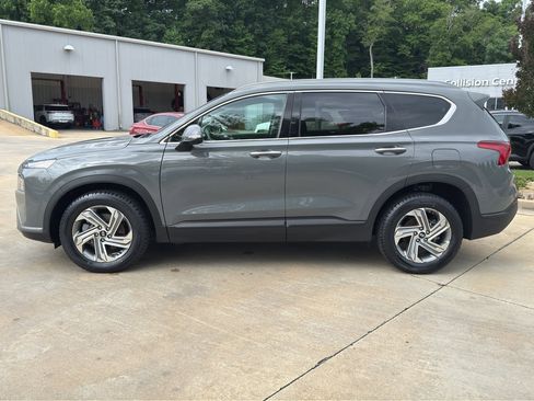 Used 2023 Hyundai Santa Fe SEL FWD image 6