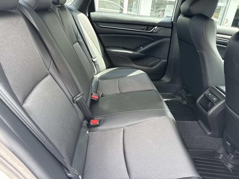 Used 2022 Honda Accord Sport image 10