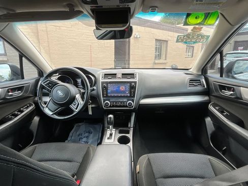 Used 2018 Subaru Outback 2.5i Premium AWD/4WD image 16