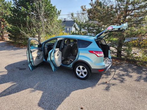 Used 2013 Ford Escape SE FWD image 28