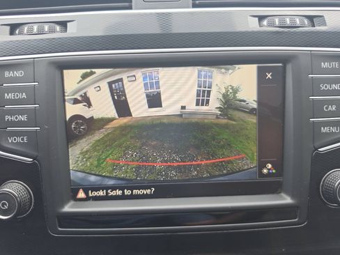 Used 2016 Volkswagen GTI S FWD image 23