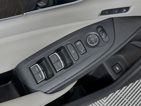 Used 2022 Honda Accord Touring image 18