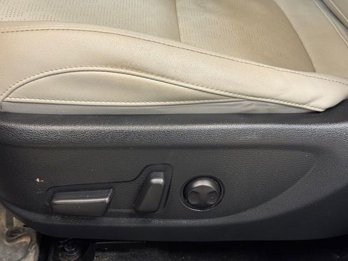 Used 2021 Kia Seltos EX image 10