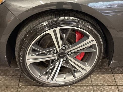 Used 2025 Genesis G70 3.3T Advanced w/ Sport Prestige Package image 11