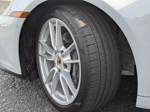 Certified 2025 Porsche 911 Carrera image 36