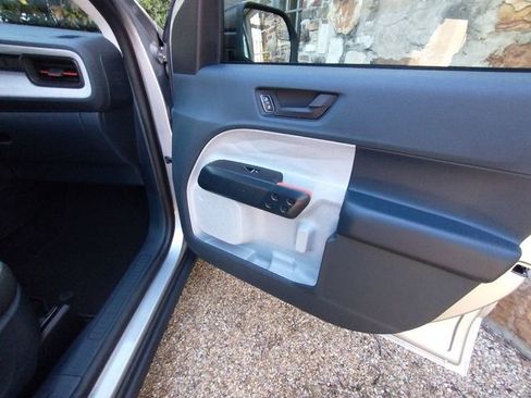 Used 2023 Ford Maverick XLT image 70