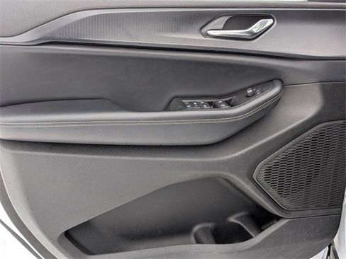 Certified 2024 Jeep Grand Cherokee L Laredo image 14