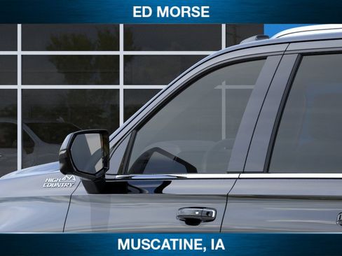 New 2026 Chevrolet Suburban High Country AWD/4WD image 12