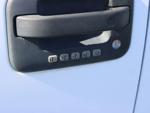 Used 2014 Ford F150 XLT w/ Equipment Group 301A Mid AWD/4WD image 22