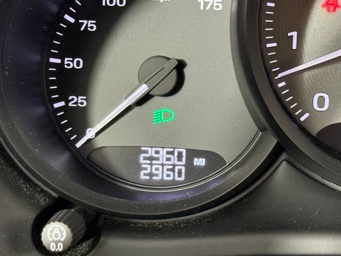 Used 2025 Porsche Macan S image 30