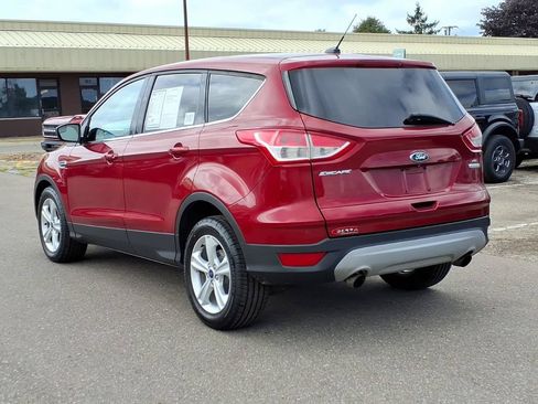 Used 2015 Ford Escape SE FWD image 3