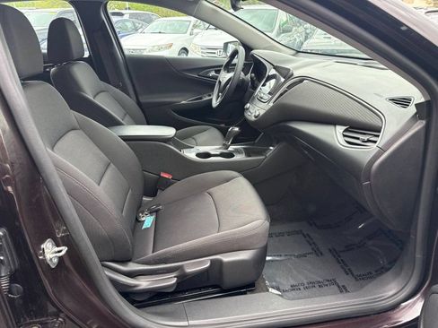 Used 2020 Chevrolet Malibu LS w/ Driver Confidence Package II FWD image 17