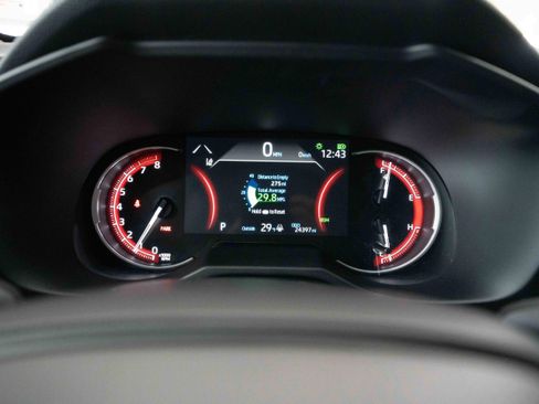 Used 2025 Toyota RAV4 XLE image 16