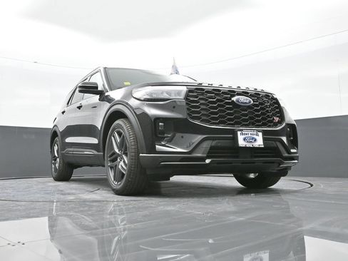 New 2026 Ford Explorer ST image 48