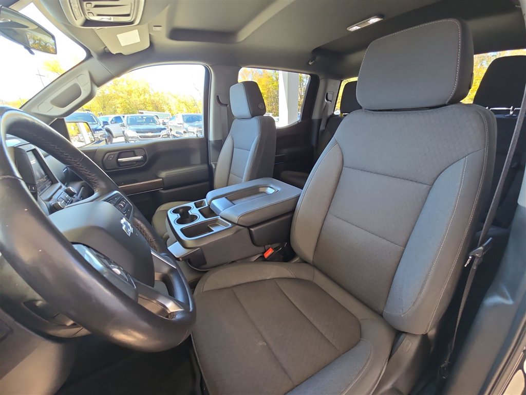 Used 2021 Chevrolet Silverado 1500 RST AWD/4WD image 19