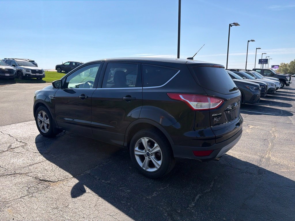 Used 2016 Ford Escape SE FWD image 5