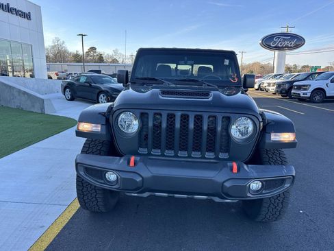 Used 2022 Jeep Gladiator Mojave w/ Trailer Tow Package image 2