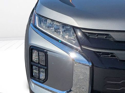 New 2026 Mitsubishi Outlander Sport LE AWD/4WD image 9