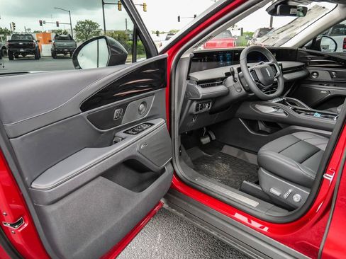 New 2026 Lincoln Nautilus Premier w/ Equipment Group 102A image 31